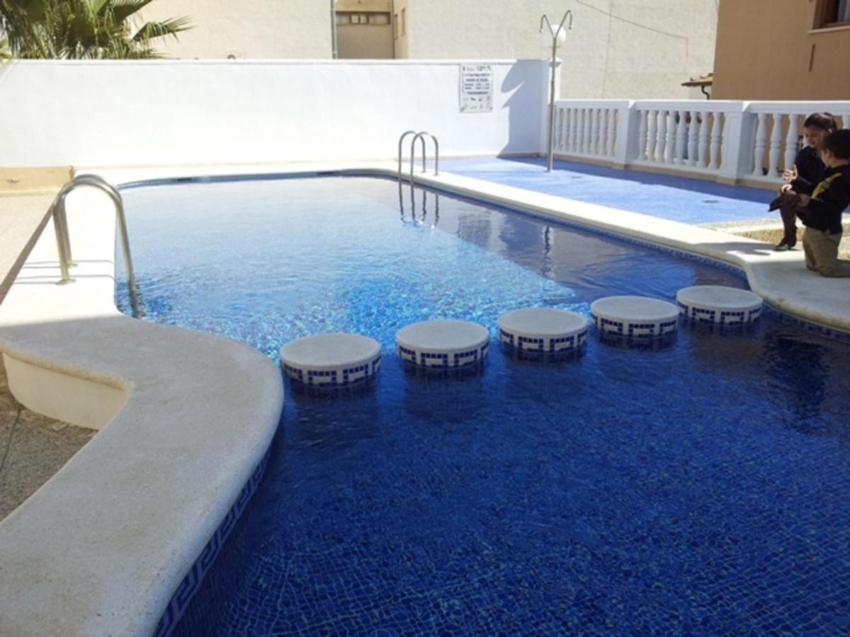 A 1 Minuto De La Playa Del Campello Apartment Exterior foto