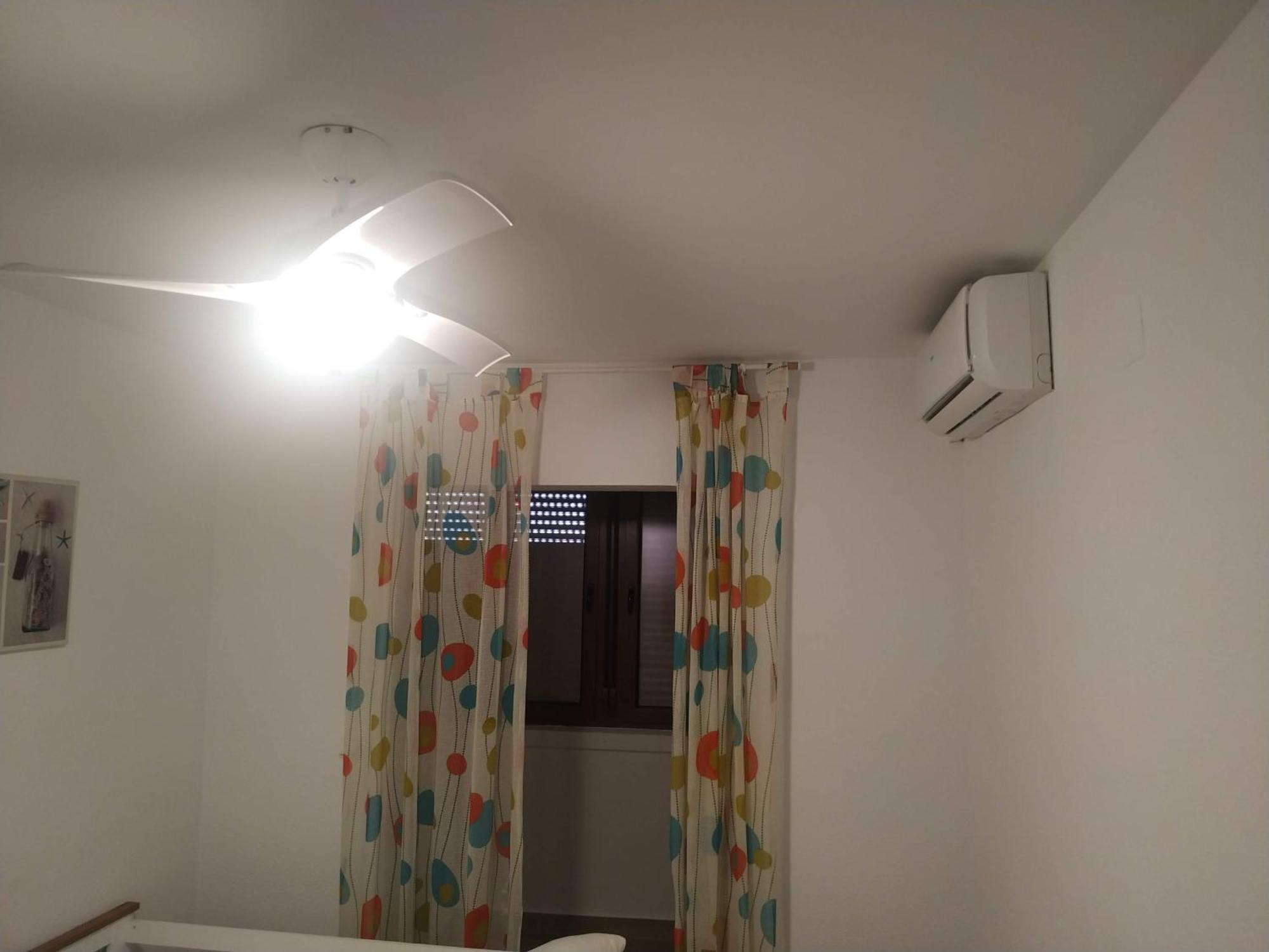A 1 Minuto De La Playa Del Campello Apartment Exterior foto